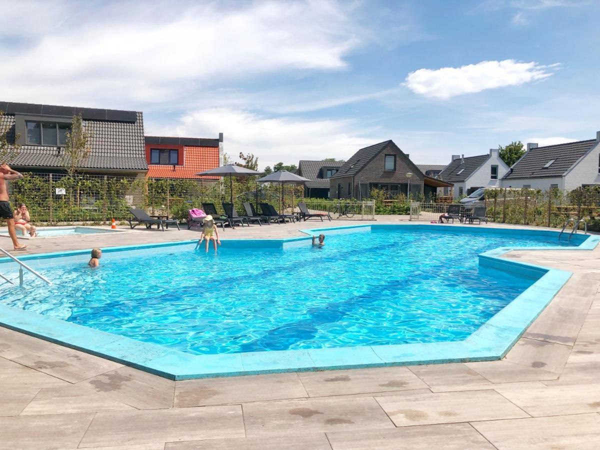 Bungalow 6 Op Recreatiepark De Wielen Sint Maarten Eksteriør billede